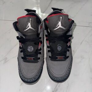 Nike Air Jordan Son of Mars low cement grey retro 6Y